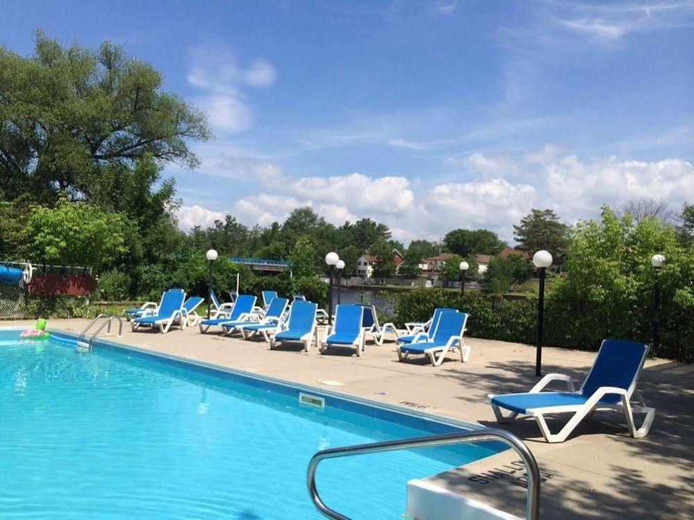 Villa Nova Motel Васага-Біч Екстер'єр фото